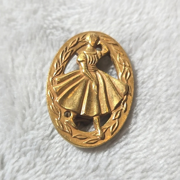 #408 VINTAGE Singer Young Style Maker Contest Qualifiers Award Brooch - Picture 2 of 5